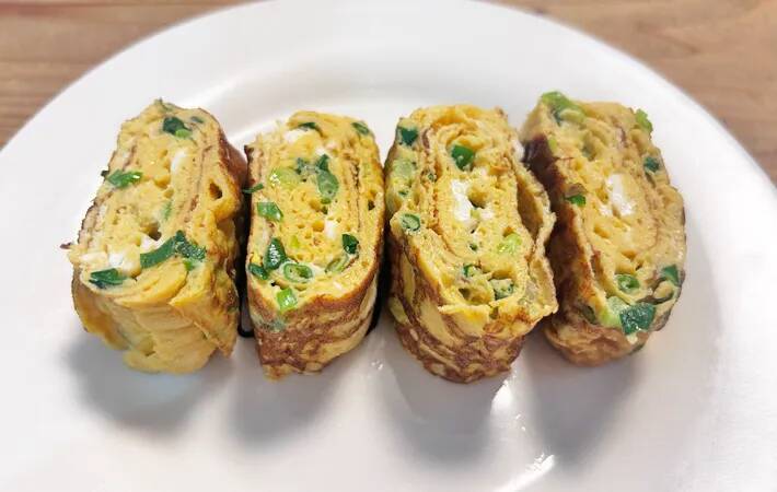 「これはハマる味」「いつもよりおいしい！」　玉子焼きに使った意外な調味料とは？