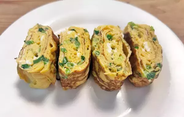 「「これはハマる味」「いつもよりおいしい！」　玉子焼きに使った意外な調味料とは？」の画像