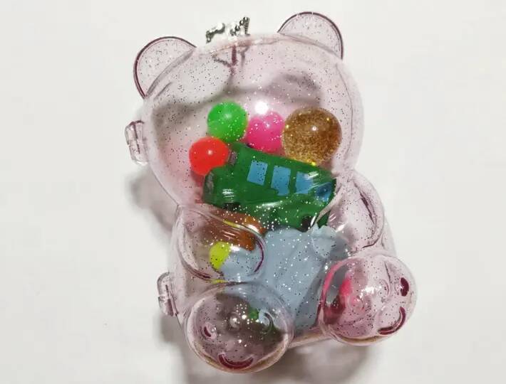 ダイソーで見つけた『透明のクマ』　使い道に「これは可愛い」「実用性も抜群」