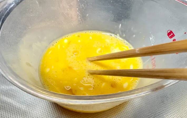 7歳息子から「どうやって作ったの」と好評　玉子焼きをお花型にしてみた