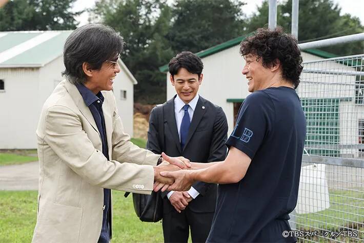 耕造が贈った高級腕時計が示唆するのは…　『ザ・ロイヤルファミリー』第2話