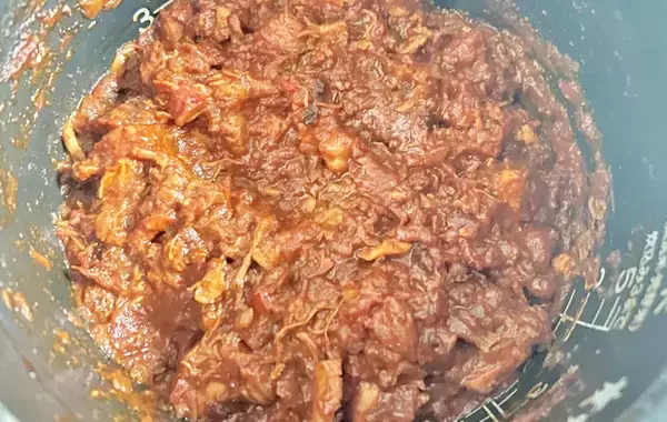 「材料を炊飯器に入れるだけ！　スイッチ1つで作れるカレーに「いつもより好き」」の画像