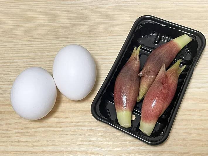 ミョウガを千切りにして…　卵と混ぜて焼いたら「飽きずに食べられる」「さわやか」