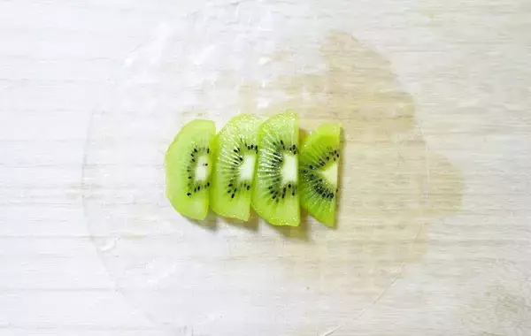 「【砂糖ゼロ】巻くだけで驚きのモチモチ感！　夏に食べたい新感覚スイーツ【レシピ】」の画像