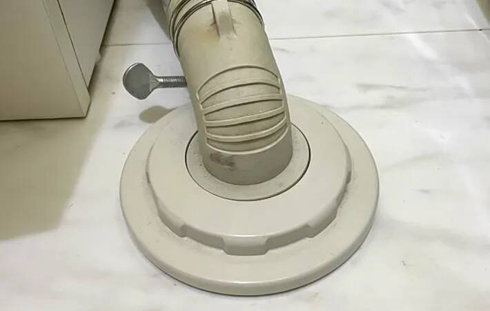 年2回でOK！　実は10分で終わる洗濯機の「排水口掃除」【プロ監修】