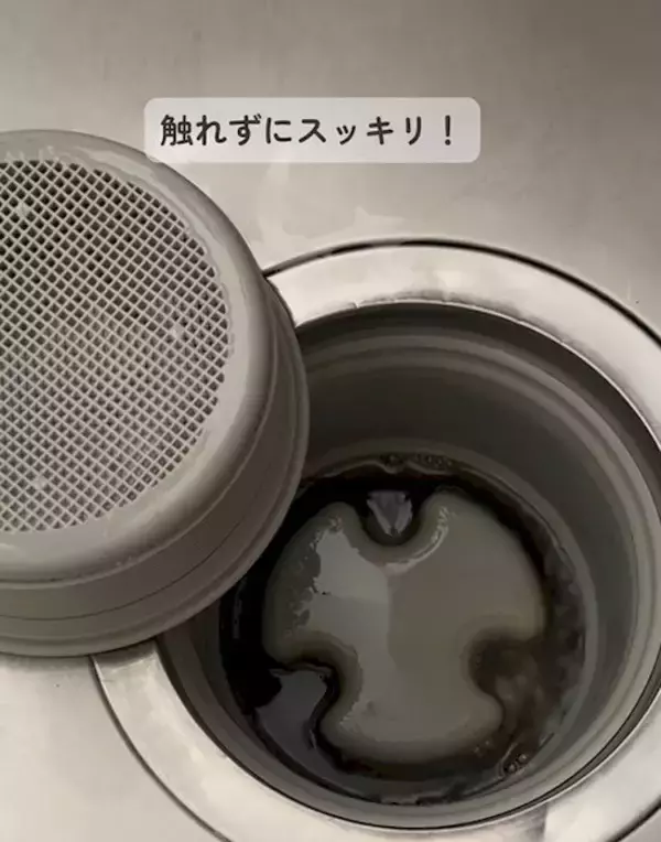 「「重曹スプレーで冷蔵庫がピカピカに」　手間ゼロ掃除に「今すぐ使う」「真似する」」の画像
