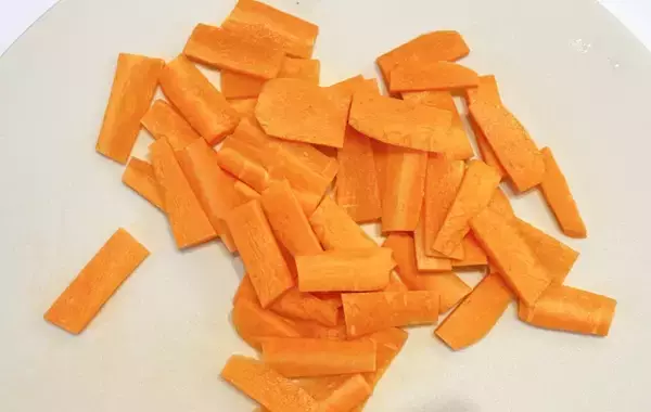 「子供が「初めての味！」と感動　味噌汁にちょい足しした『意外な調味料』が？」の画像