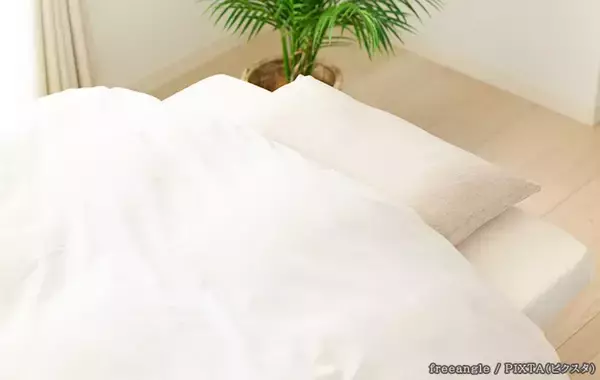 「冷感パッドの下、いつもの寝具のままにしてない？　ひんやり感を持続させるコツを、プロが解説」の画像
