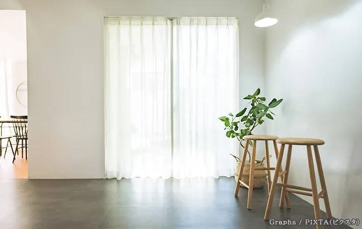 カーテンの丈、短すぎるとどうなる？　販売店に聞いたデメリット