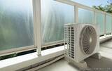 「エアコンの室外機、上に物置いてない？　ダイキンが教える電気代節約のポイント」の画像2