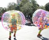 「【感想】ディズニーランドの新クリスマスパレード　フロートに書かれた文字を読んでみると…」の画像17