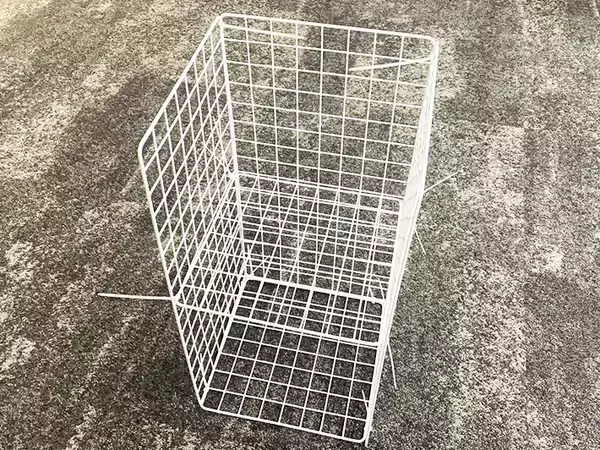 「100均のワイヤーネット　使い道に「これはいい」「既製品買わなくて済んだ」【簡単DIY】」の画像