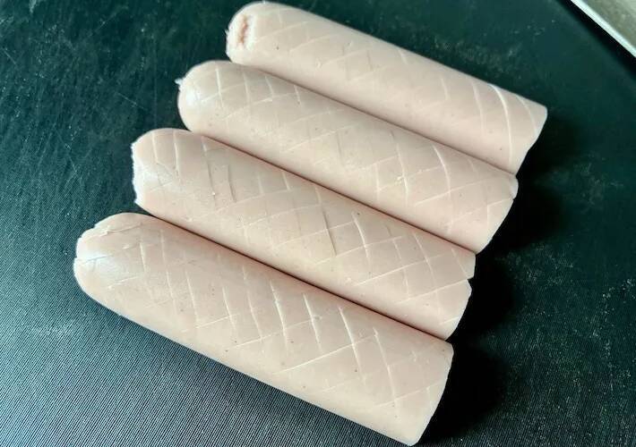 魚肉ソーセージが『高級料理』に… ご飯にのせると「箸がすすむ」「外カリッ、中ふっくら」