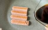 「魚肉ソーセージが『高級料理』に… ご飯にのせると「箸がすすむ」「外カリッ、中ふっくら」」の画像4