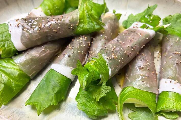 大葉とチーズをくるくる巻いて…　切らない焼かない一皿が「簡単でおいしい！」