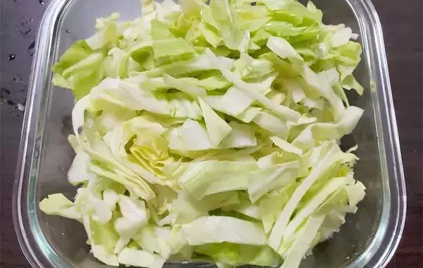 「箸休めにもぴったり！　あっさり味な“簡単”ごま和えレシピ」の画像