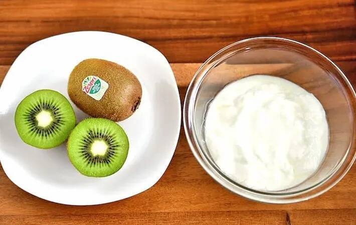 キウイ2個をジッパー袋でつぶして…　管理栄養士が試した「栄養アップの簡単おやつ」