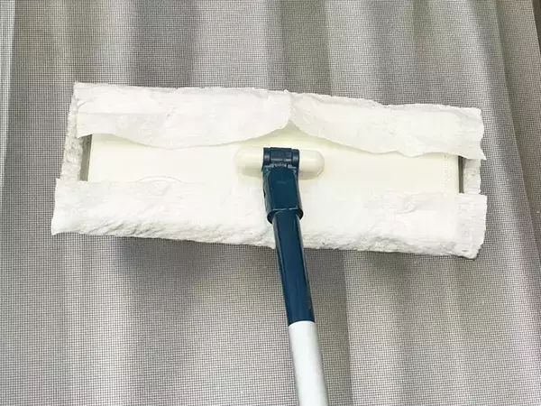 「余った気泡緩衝材、捨てないで！　掃除をラクにする活用法に「いいこと知れた！」」の画像