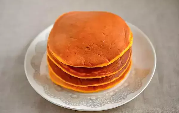 「ホットケーキミックスと混ぜたのは…？　旬の食材に「きれい！」「優しい甘さ」【カボチャレシピ】」の画像