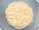「そうめん3束ペロリ！　めんつゆだけじゃない食べ方に「箸が止まらない」【簡単アレンジ】」の画像3