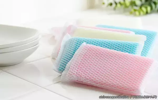 「使った食用スポンジ、洗っただけはNG　メーカーに『お手入れの正解』を聞いた」の画像