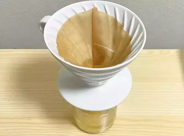 「コーヒーだけじゃない！　料理で役立つペーパーフィルターの『裏ワザ』」の画像