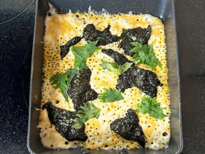 余った大葉をちぎって入れて…　玉子焼き器で焼くだけ「パリパリおやつ」に子供が夢中！