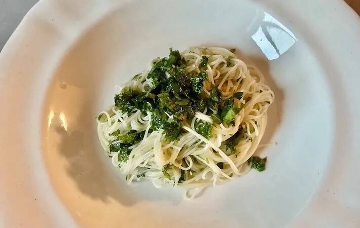 そうめんに『6枚』混ぜてみて！　めんつゆいらずの食べ方に「いつもと一味違う」