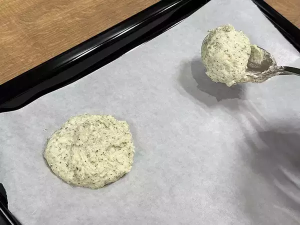 「ホットケーキミックスに豆腐を混ぜて…　オーブンで焼いてできたのは？」の画像