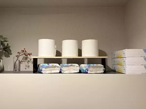 「ダイソーで買った『ブックエンド』　じゃない使い方に「100均とは思えない」」の画像