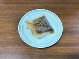 「麦茶パックの中身を出したら？　2分温めて家中の消臭に生かす再利用法」の画像2