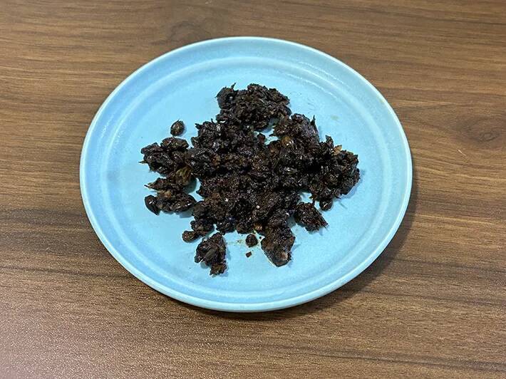 麦茶パックの中身を出したら？　2分温めて家中の消臭に生かす再利用法