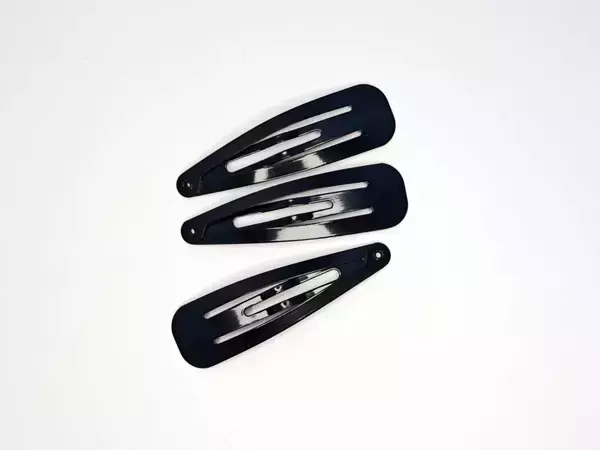 ダイソーの『すべり止め液』、マットの裏だけに塗ってない？　じゃない使い方に「これは便利」【100均グッズ活用法4選】