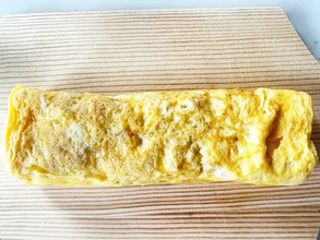玉子焼きに『10本』砕いて入れてみて！　思春期息子にウケた「ひらめきアレンジ」