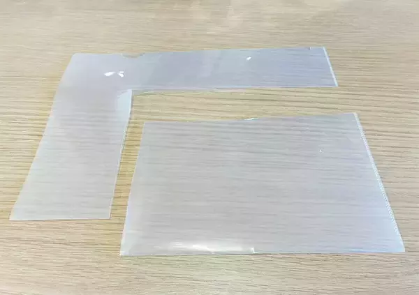 「カバンの中でぐちゃぐちゃになるコード　不要なクリアファイルを活用すれば？「マジで感動！」」の画像