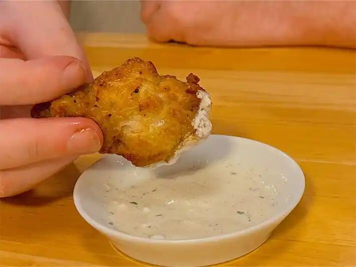 マヨネーズを『大さじ1杯』使って！　アメリカで定番のドレッシングを作る方法