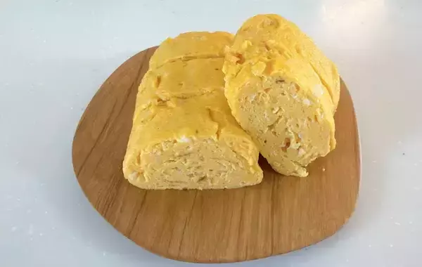 「『大さじ2杯』入れてみて！　いつもの玉子焼きが「驚きのおいしさになった」」の画像
