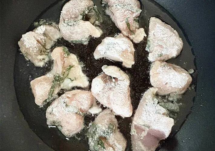 大葉をたっぷり入れた『塩から揚げ』　大さじ1杯の味つけで「何個でもいける！」