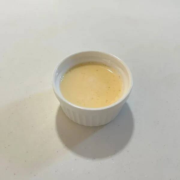 マグカップに材料を入れてチンすると？　完成した『おやつ』に「固めの食感」「最高」