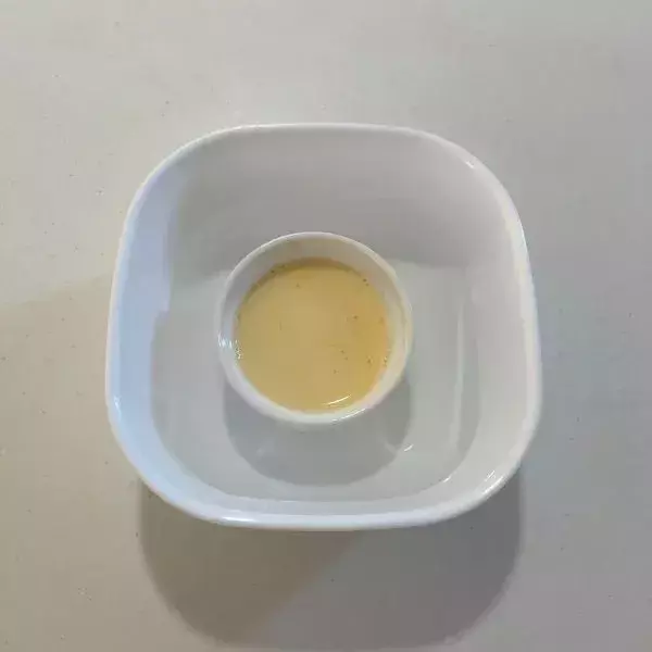 「マグカップに材料を入れてチンすると？　完成した『おやつ』に「固めの食感」「最高」」の画像