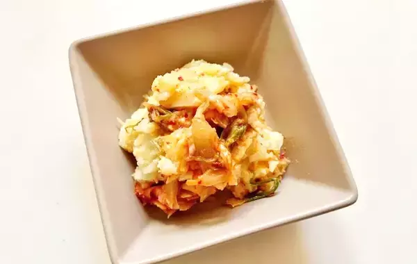 「食べた夫が「おかわりある？」　ポテトサラダの新しい食べ方」の画像