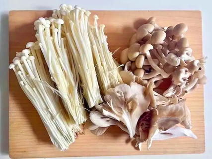 【5分で作り置き】きのこ3種をレンチンするだけ　食べた夫が「うまみがすごい！」