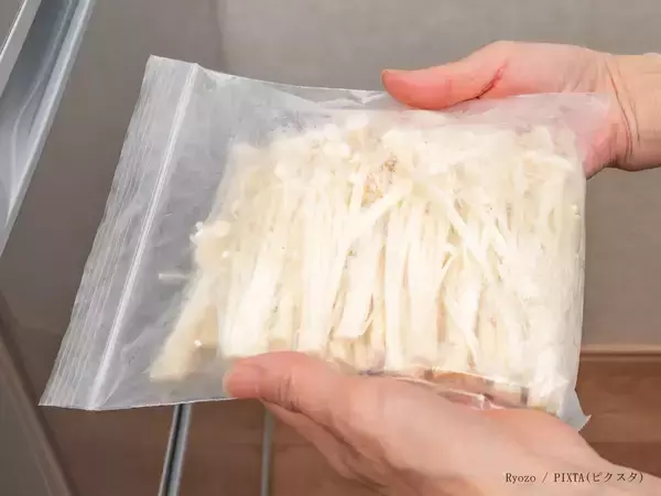キノコは冷凍で味が変わる？知らないと損する保存のコツと仕組み