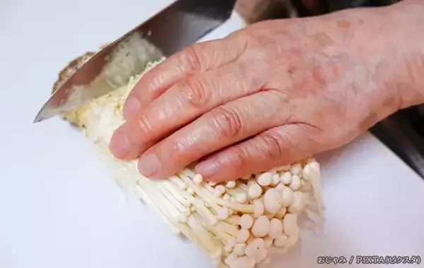 「キノコは冷凍で味が変わる？知らないと損する保存のコツと仕組み」の画像