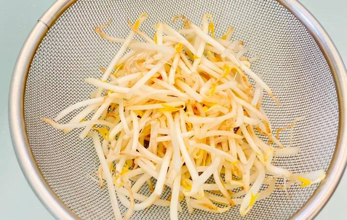 そうめんをゆでた後に？　まさかの味つけに、夫が「驚いたけどおいしい！」【15分レシピ】