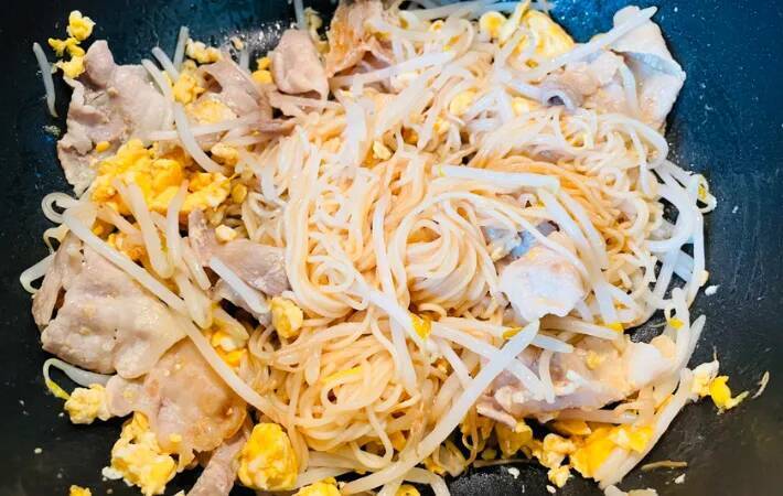 そうめんをゆでた後に？　まさかの味つけに、夫が「驚いたけどおいしい！」【15分レシピ】