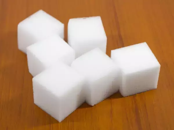 お菓子の空き箱は捨てないで！　指輪の収納になる『簡単リメイク術』【収納テク4選】