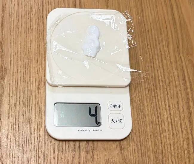 100均ヘアゴムがシャンプーの節約グッズに！　1プッシュ量の差に感激