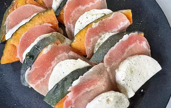 「煮物ばっかりだと飽きる…　カボチャを使ったまさかのレシピが「おもてなしにもよさそう」」の画像