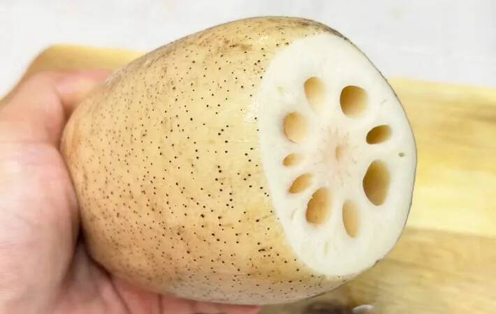 見た目はポテト！　『フライドれんこん』の作り方に「子供から大人まで夢中になる」